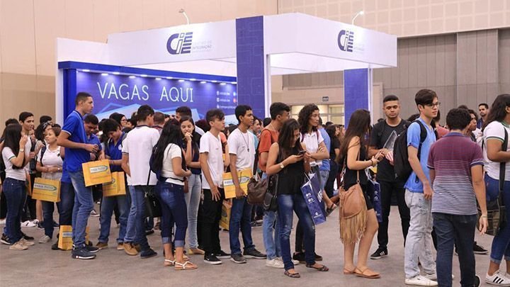 Como funciona a contratação de estagiário pelo CIEE