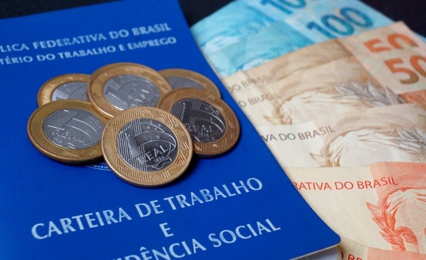 Quem faz estagio perde o seguro desemprego