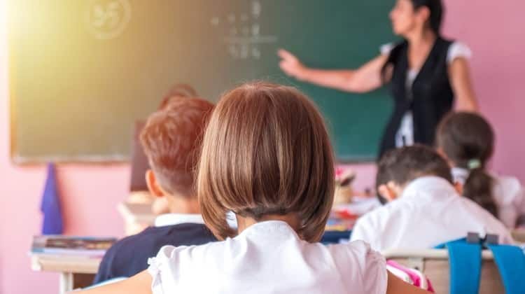 Relatório de Estágio Ensino Fundamental 1 ao 5 Ano