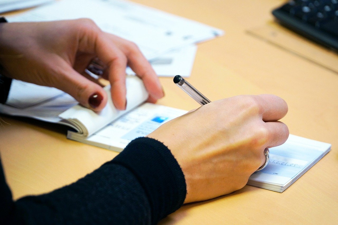 Quanto ganha um estágio de administração