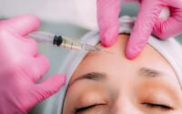 O que Biomedicina estética faz
