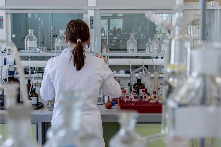 salário de um estágio em Biomedicina